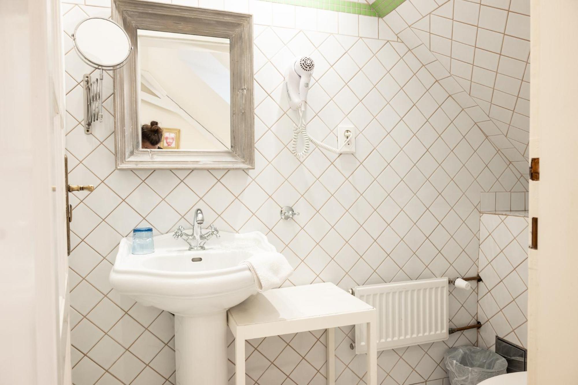 Family Hotel Okoř Екстериор снимка